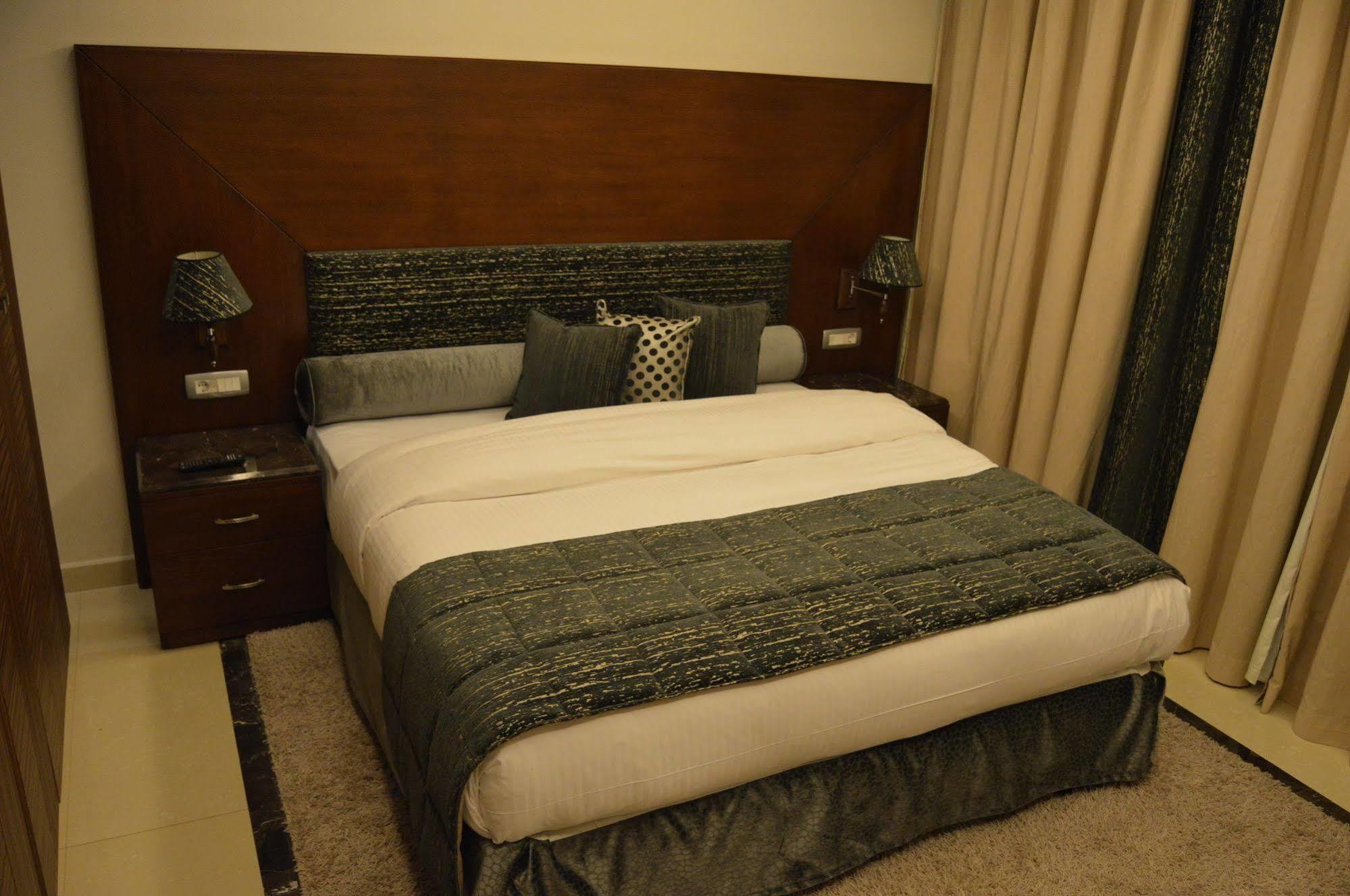 Markazia Suites Beiroet Buitenkant foto